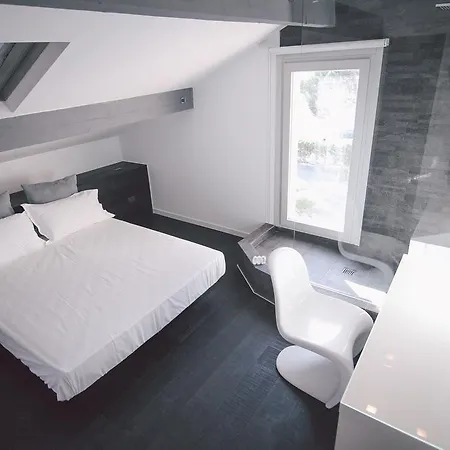 Lion Blanc 3* Сен-Тропе