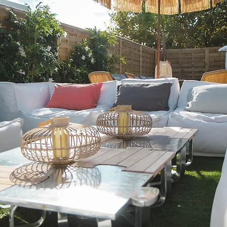 Lion Blanc 3* סן טרופז