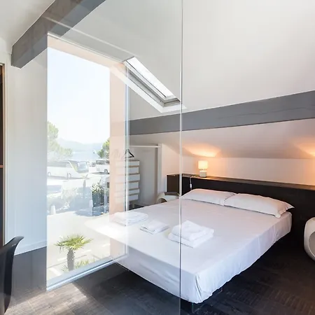 Готель Lion Blanc 3*