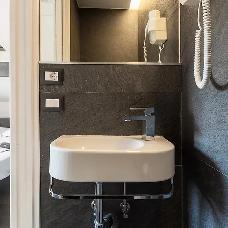 Lion Blanc Готель Сен-Тропе