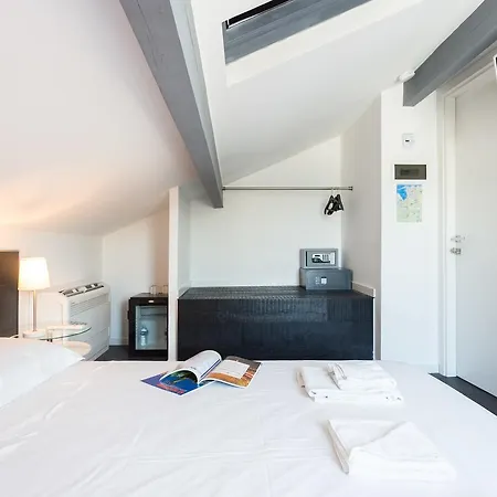 Lion Blanc מלון 3*