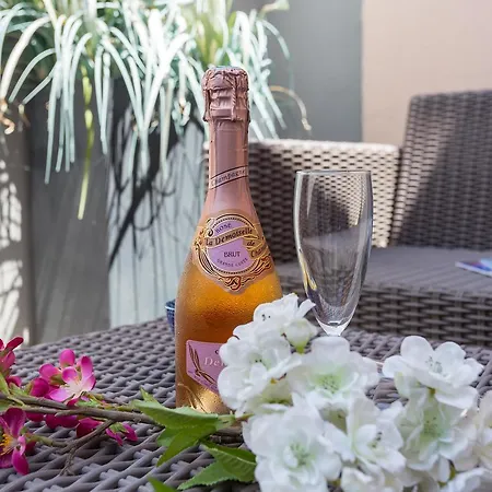 Lion Blanc Готель 3*