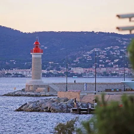 Готель Lion Blanc 3*