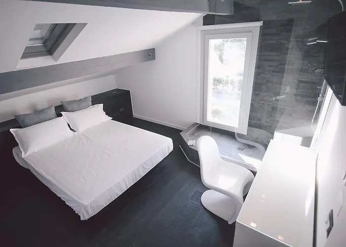 Lion Blanc 3* Сен-Тропе