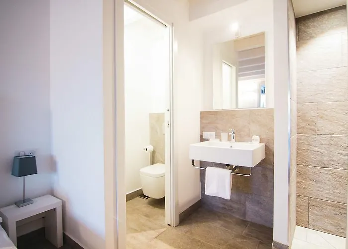 Lion Blanc 3* Сен-Тропе