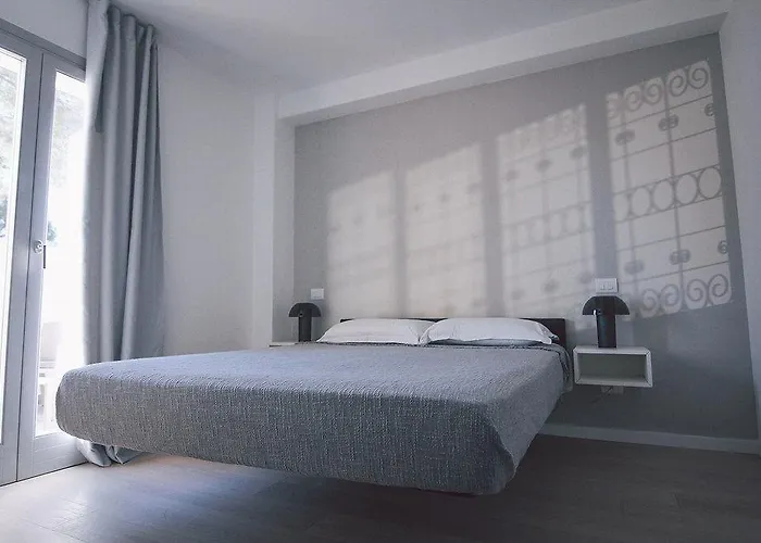 Lion Blanc 3* Сен-Тропе