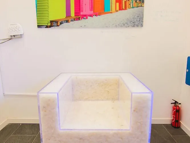 Lion Blanc Готель