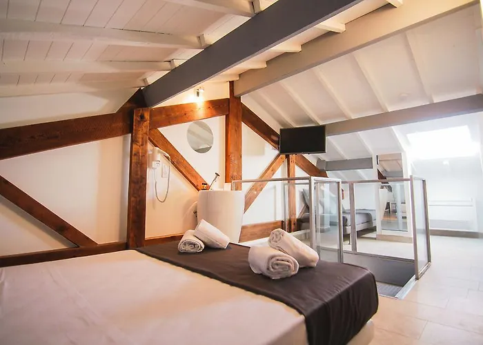 Lion Blanc Готель 3*