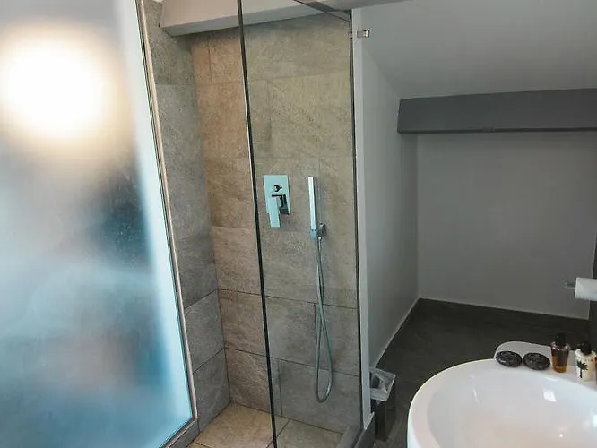 Lion Blanc Hotel Saint Tropez