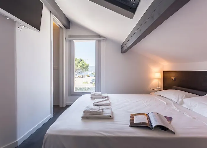 Lion Blanc 3* Saint Tropez