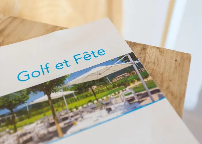 Lion Blanc Готель